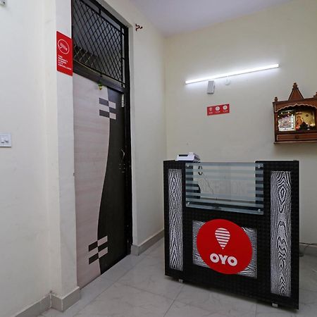 Oyo Triage Home Stay Noida Exterior foto
